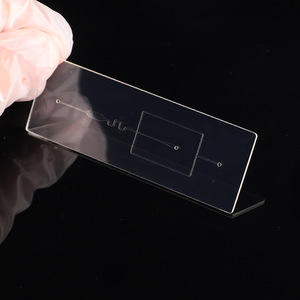 Puces microfluidiques personnalisées pour la manipulation des cellules cancéreuses et les tests cellulaires - Product Image 2