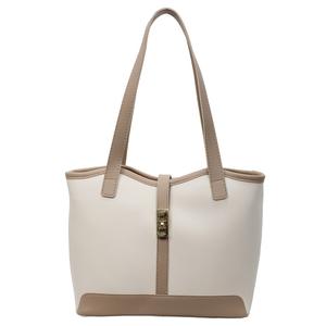 Nouvelle collection été 2025 – Sandales coréennes en PVC transparent effet gelée pour femme, style décontracté et tendance, avec doublure en soie, idéales pour la plage et le quotidien. - Product Image 2