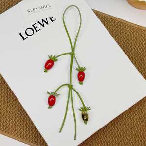 Nuevo Accesorio para Bolsos con Forma de Cereza Roja de Plástico, Estilo Kawaii, para Ella - Product Image 2