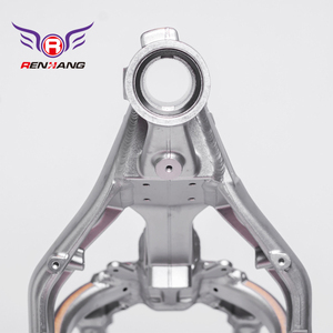 Cadre en alliage d'aluminium 6061 forgé et poli de l'usine <span class=keywords><strong>Renhang</strong></span> pour le système de carrosserie de la moto Storm Bee, norme internationale - Product Image 5