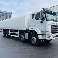 Camion d'arrosage diesel Euro 2 à bas prix, nouveau modèle Howo 6x4, 10 roues, capacité de 15000-20000 litres (3000 gallons)