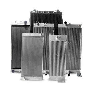 Radiadores, Intercoolers y Tanques de Agua para Camiones de Trabajo Pesado, Excavadoras, Maquinaria Agrícola, Grupos Electrógenos y Maquinaria de Construcción - Product Image 1