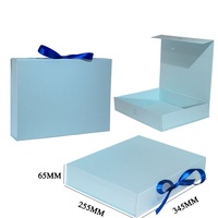 Boîte cadeau en carton pliable de luxe avec logo personnalisé et ruban d'emballage magnétique pour pyjamas et sous-vêtements pour enfants