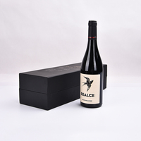 Boîte rigide de luxe haut de gamme pour emballage de bouteilles de vin et de tequila, avec logo de marque personnalisé, pelliculage mat et estampage à chaud, base et couvercle noirs