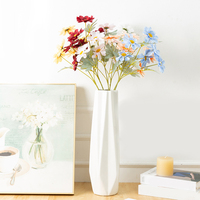 Hot Sale New Design Home Vase Dekoration Gänseblümchen Blume vertikale Pflanze Wand dekoration künstliche Blumen