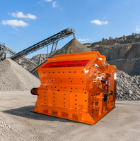 Concasseur à percussion PF-1010 d'occasion - Moteur AC 75 kW, capacité max. 80 t/h pour le concassage de minerai avec roulement et pompe