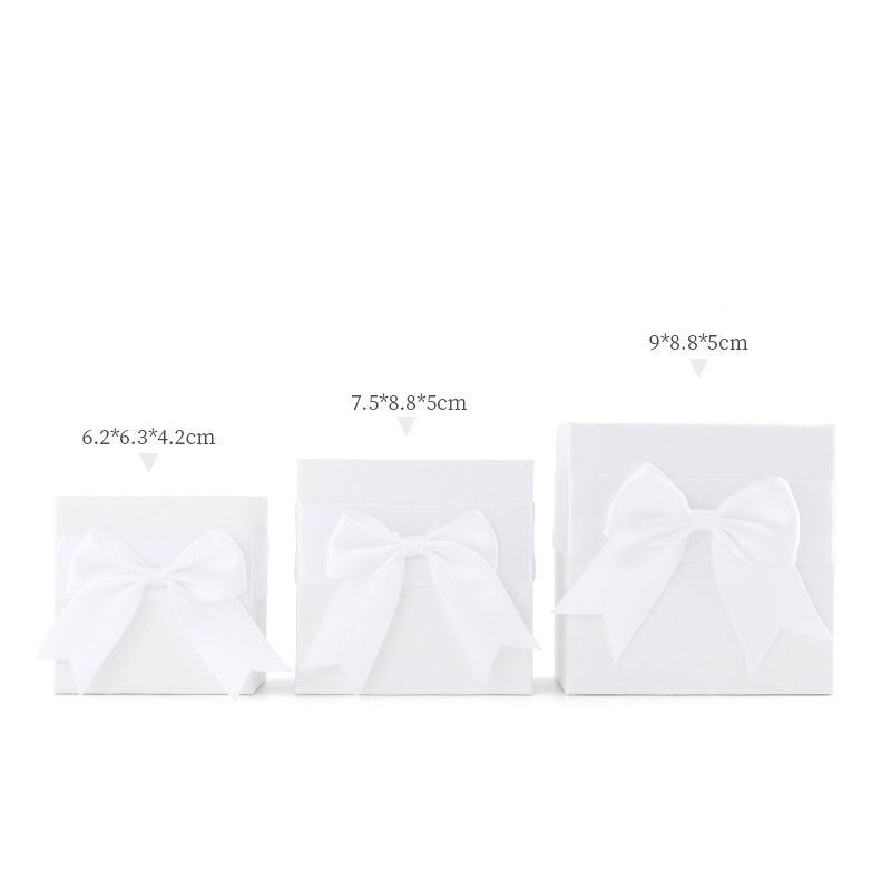 White(6.3*6.2*4.3 cm)