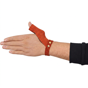 Fabricant professionnel de gants de tir à l'arc en cuir personnalisés, amovibles, pour tir à l'arc et à la flèche - Product Image 1