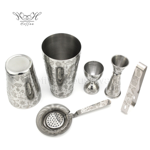 Shakers à cocktails Boston gravés Tiki tropicaux 18oz/25oz, outils de bar, kit de barman en acier inoxydable, ensemble de shakers à mélanger gravés - Product Image 3