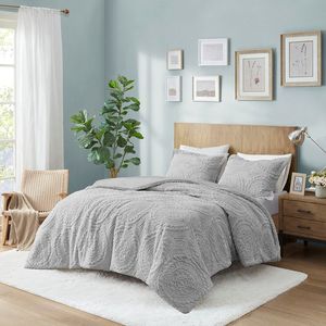 Mini ensemble de couette en peluche DB Ultra avec médaillon brodé en fausse fourrure Design luxueux - Product Image 1