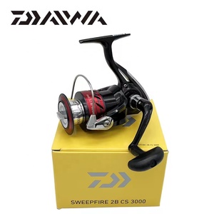 รอกตกปลา DAIWA <span class=keywords><strong>SWEEPFIRE</strong></span> 2B CS รอกสปินนิ่งโลหะ รุ่น 1500-5000 สำหรับน้ำเค็มและน้ำจืด ผลิตในญี่ปุ่น - Product Image 2