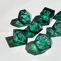 Ensemble complet de dés polyédriques en résine faits à la main, à bord pointu, donjons et Dragons, cœur étoilé, émeraude liquide