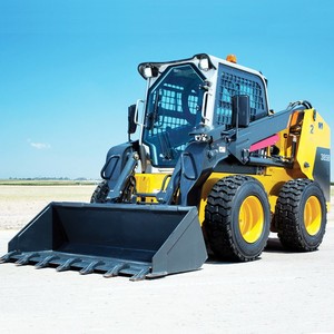 Chargeuse sur pneus diesel CLG385B de 1,375 tonne, chargeuse compacte avec une capacité de godet de 0,45 m3, garantie d'un an, haute efficacité - Product Image 3