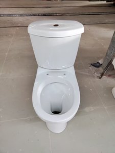 Conjunto Completo de Louças Sanitárias para Banheiro Estilo Moderno com Vaso Sanitário de Cerâmica de Duas Peças com Descarga Dupla e Saída em P ou S - Product Image 4
