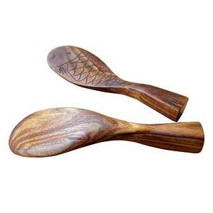 Cuchara de arroz de madera con forma de pez, espesa y duradera, espátula de cocina, utensilios de mesa para el hogar - Product Image 5