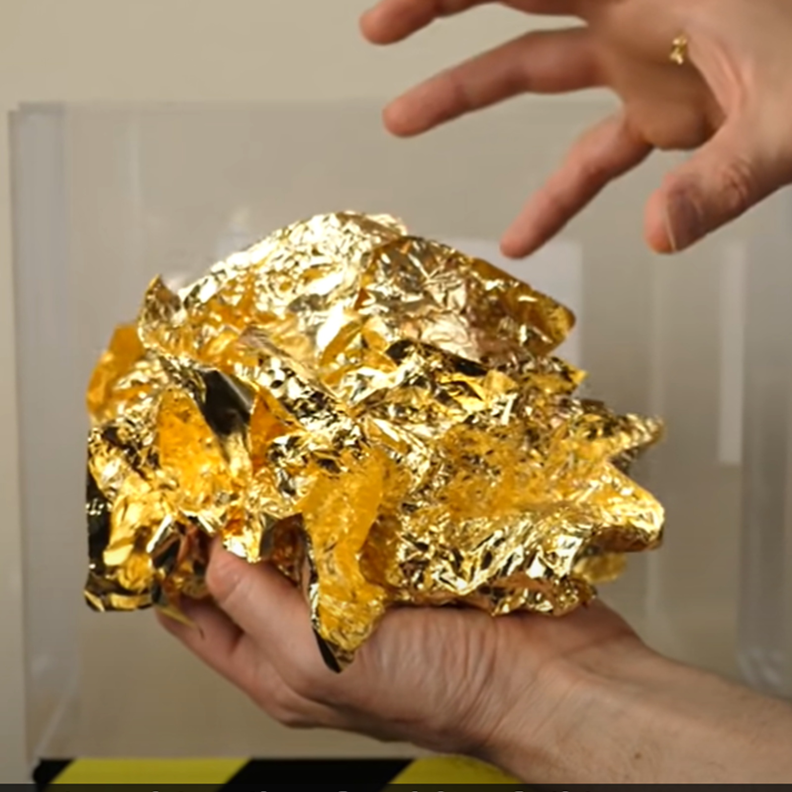 Оптовая продажа, серьги из полимерной глины, Золотая фольга 24K, лист из сломанной алюминиевой золотой фольги