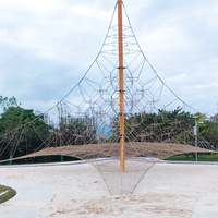 Structure de jeu pyramide d'escalade en corde 3D Ropecube, équipement de parc public en acier pour enfants avec filet d'escalade