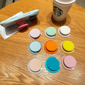 ที่ยึดโทรศัพท์มือถือแม่เหล็กแรงสูงรูปทรงตัว C พร้อมที่จับแบบ PopSockets ซิลิโคนพับได้ พกพาสะดวก - Product Image 2
