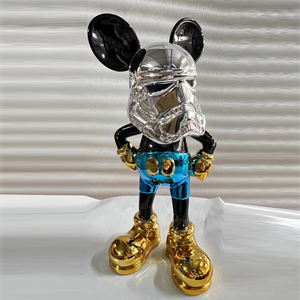 Scultura di Topo in Resina Elettroplaccata Cromata Oro per Decorazione d'Interni, Modello Artigianale di Famoso Cartone Animato - Product Image 2