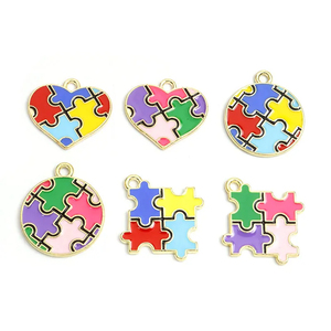 Charmes en émail en forme <span class=keywords><strong>de</strong></span> <span class=keywords><strong>coeur</strong></span> rond irrégulier Puzzle pendentifs en alliage pour collier à faire soi-même Bracelet boucles d'oreilles porte-clés - Product Image 3