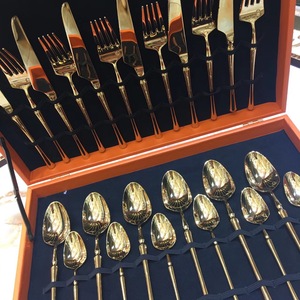 Juego de Cubiertos de Acero Inoxidable de 24 Piezas con Diseño de Cubo de Agua, Chapado en Oro, de Lujo, con Acabado Espejo, para Regalos Empresariales - Product Image 6