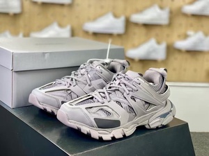 Top-quality fashionable thick-soled sports <b>shoes</b>, luxurious brand tennis <b>shoes</b>, breathable and shock-absorbing running <b>shoes</b> - Product Image 3