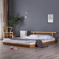 Lit tatami en bois massif Wabi Sabi, profil bas, sommier en frêne avec rail en bois rond pour villa