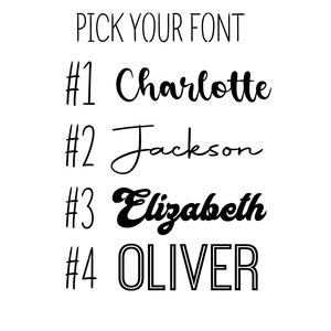 Letrero LED Personalizado con Nombre para Sala de Estar Moderna con Elegante Fuente Cursiva y Base de Madera Natural - Product Image 6