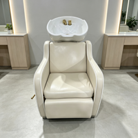 Fauteuil de lavage de luxe blanc avec base en métal doré et dossier en cuir PU – Mobilier de salon de beauté et de coiffure