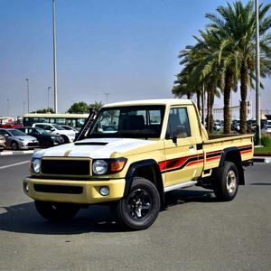 Camioneta L@nd Cruiser 79 GDJ V8 79 de Cabina Simple, 2.8L Turbo Diésel, Automática, Usada, Lista para Enviar a Todo el Mundo - Product Image 1