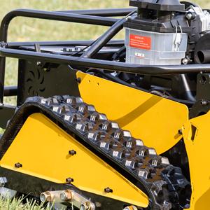 Falciatrice a flagelli cingolata per la gestione dei campi, con altezza di taglio regolabile, doppio motore brushless e telecomando - Product Image 3