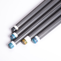 Stik Biliar Karbon Fiber Kustom Berkualitas Tinggi Langsung dari Pabrik, Premium untuk Meja Snooker dan Biliar dengan Shaft Tunggal