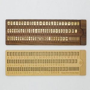 แม่พิมพ์ทองเหลืองสำหรับปั๊มร้อน ตัวอักษรและตัวเลข สำหรับงานหนัง - Product Image 1