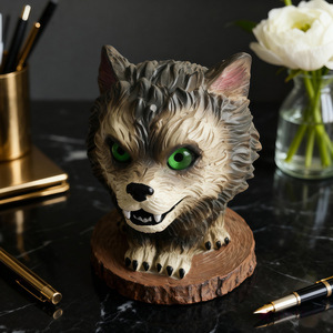 Nuovo Ornamento da Scrivania in Resina a Forma di Husky con Occhi Verdi, Mini Lupo che Urla al Luna, Portafortuna - Product Image 4