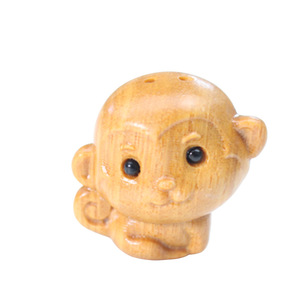 Pendentif singe créatif en bois de santal, artisanat, décoration pour la maison et le bureau, accessoire porte-clés - Product Image 5