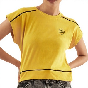 Crop tops pour femmes de haute qualité, fabriqués dans les meilleurs matériaux, prix raisonnable, style unique, crop tops légers pour femmes, crop tees pour femmes - Product Image 1