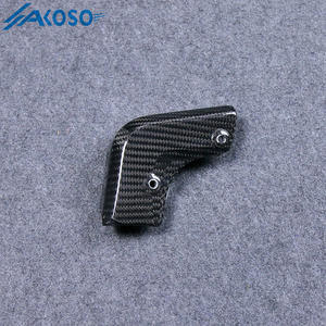 Panel lateral izquierdo del motor de la motocicleta de fibra de carbono seco AKOSO <span class=keywords><strong>1290</strong></span> <span class=keywords><strong>Super</strong></span> <span class=keywords><strong>Duke</strong></span> 3K para KTM <span class=keywords><strong>1290</strong></span> <span class=keywords><strong>Super</strong></span> <span class=keywords><strong>Duke</strong></span> R 2020 2021 <span class=keywords><strong>2022</strong></span> 2023 2024 - Product Image 3