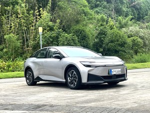 Auto Elettriche Toyota Nuove e Usate: Toyota bZ3 2024 <span class=keywords><strong>Elite</strong></span> PRO Automatica 517km, Mini Auto Elettrica Tesla, Auto Toyota di Seconda Mano - Product Image 3