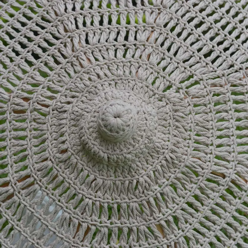 Vente en gros de parasol en crochet en macramé pour le jardin, couverture en fil de coton blanc pour parapluies de plage