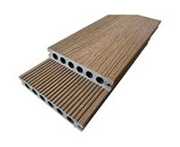 Planches de terrasse en WPC écologiques HOH Ecotech, design moderne, installation en emboîtement, finition brossée, forme ronde