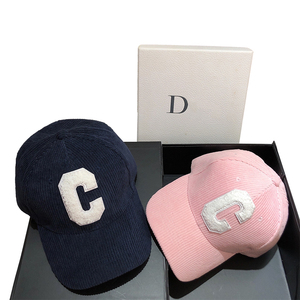A buon mercato personalizzato ricamo asciugamano lettere patch Applique curvo bordo non strutturato papà cappello 6 pannello velluto a coste cappellino da Baseball - Product Image 1