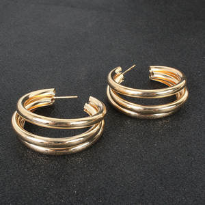 Boucles d'oreilles créole circulaire couleur or, d'oreilles en acier inoxydable, en forme rondes pour femmes, cadeaux pour femmes - Product Image 2