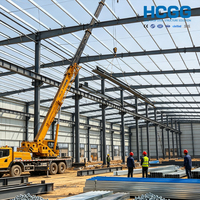 Entrepôt à grande portée en structure métallique pour centre logistique, bâtiment de stockage à ossature métallique connectée par boulons