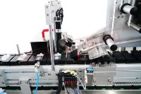 Machines d'étiquetage à surface plane Shell-Conning pour boîtes, rangée de liquide d'essence à usage unique, étiqueteuse auto-adhésive à surfaces planes