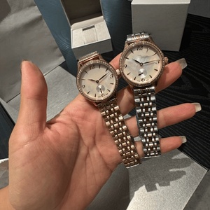 Reloj de Lujo de Alta Calidad con Movimiento de Cuarzo Preciso, Correa de Acero Inoxidable, Espejo de Zafiro con Esfera Pequeña para Segundos, Longines - Product Image 3