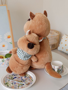 Jouet en peluche Quokka super doux avec écharpes à carreaux Adorable jouet en peluche Quokka cadeau pour enfants - Product Image 3