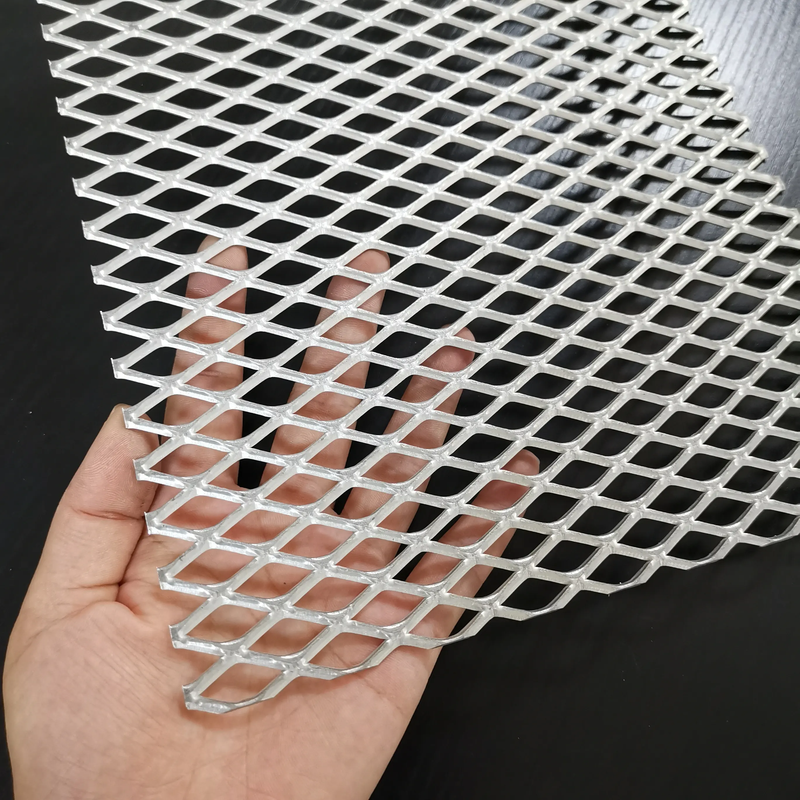 Factory direct sale high quality galvanized diamond Micro Hole expanded metal mesh sheets