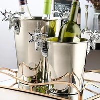 Seau à glace classique Nuobaichen 5L en acier inoxydable avec tête de cerf - Étanche et facile à nettoyer, conception durable pour les fêtes de vin/bière