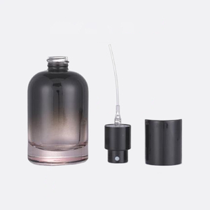 Botella <span class=keywords><strong>de</strong></span> Perfume <span class=keywords><strong>de</strong></span> Vidrio en Spray <span class=keywords><strong>de</strong></span> 30ml 50ml, Venta Caliente, Color y Logotipo Personalizados para <span class=keywords><strong>Fabricantes</strong></span> <span class=keywords><strong>de</strong></span> <span class=keywords><strong>Perfumes</strong></span>, Envases, Recuerdos <span class=keywords><strong>de</strong></span> Boda - Product Image 3