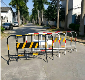 Barrière de contrôle des foules en acier galvanisé durable avec poteaux réfléchissants haute visibilité |   Obstacles routiers temporaires portables - Product Image 3